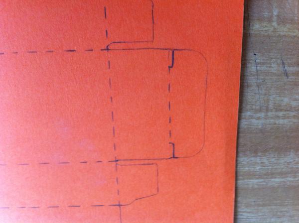 Cómo hacer una caja de cartulina para un abanico - Paso 3