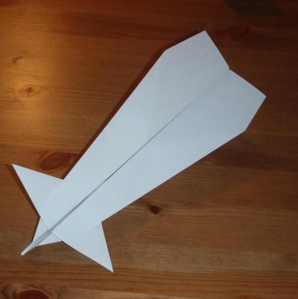 Cómo hacer un avión de papel Canard