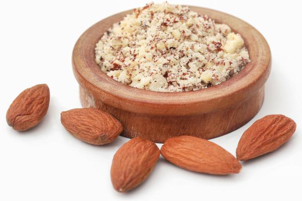 Cómo hacer tarta de turrón blando para estas Navidades, una receta fácil que triunfa - Paso 12