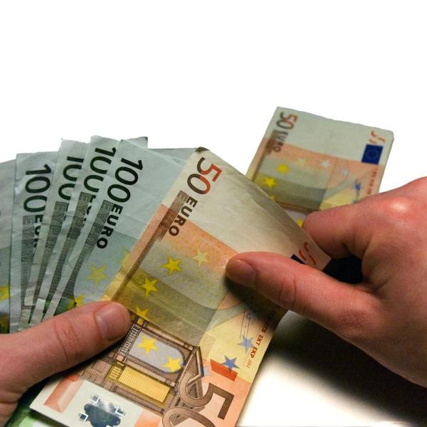 Cómo escribir una carta para que un cliente pague