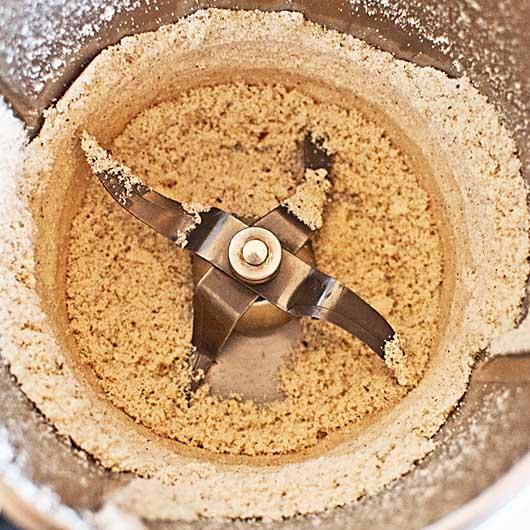 Cómo hacer crema de avellanas - Paso 2