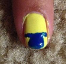 Cómo hacer unas uñas Minion - Paso 2