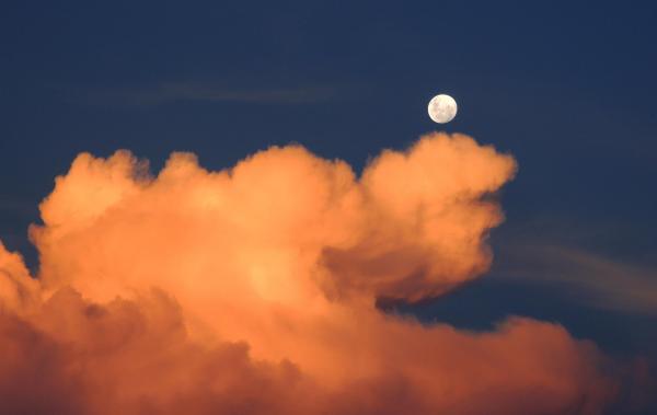 Qué significa la luna roja espiritualmente - Luna roja y transformación personal