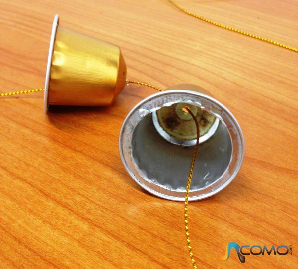 Cómo hacer campanas de Navidad con cápsulas de Nespresso - Paso 3