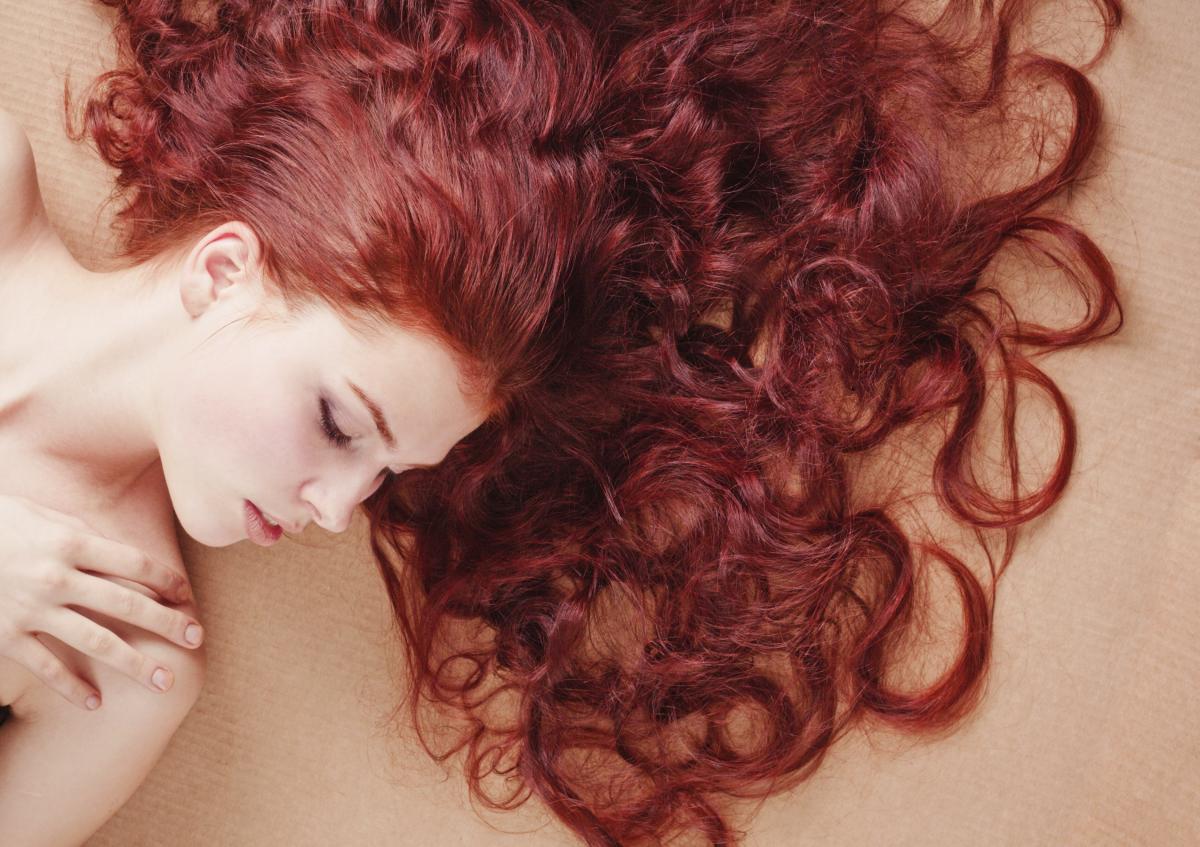 Cómo teñir el pelo de forma natural