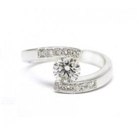 Tipos de anillo de compromiso y su significado - Diamantes en tensión