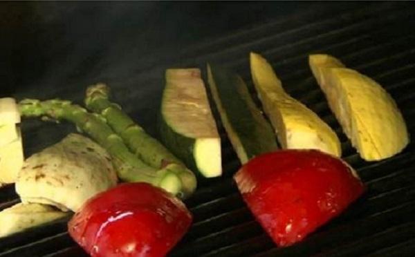 Cómo hacer verduras asadas a la parrilla - Paso 3