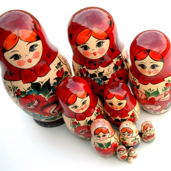 Cual es la historia de la matrioska las munecas rusas