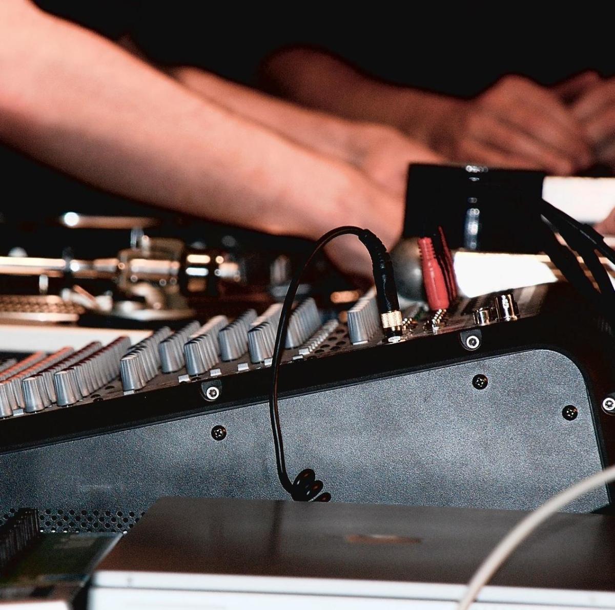 Cómo hacer música electrónica