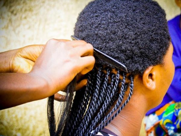 Cómo hacer trenzas africanas paso a paso - Paso 4