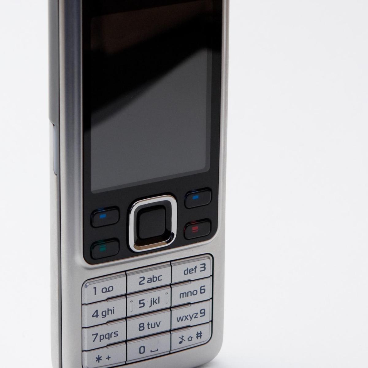 Cómo bloquear la recepción de SMS en el teléfono móvil