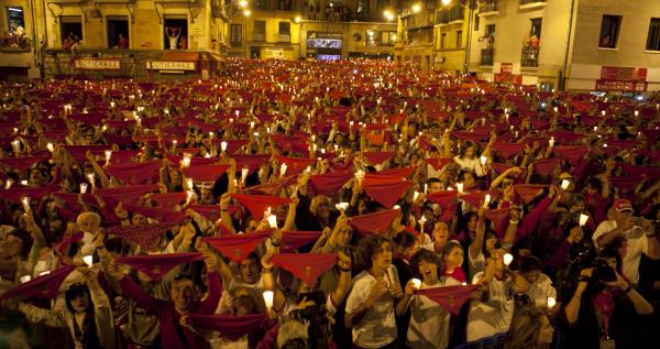 Cómo se celebran los sanfermines en Pamplona - Pobre de mí
