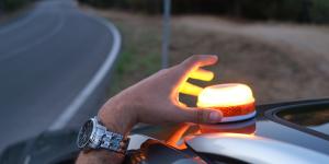 Baliza V16: qué es, cuándo será obligatoria y dónde comprarla homologada