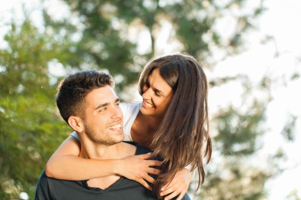 Cómo conquistar a una mujer Aries - Paso 5