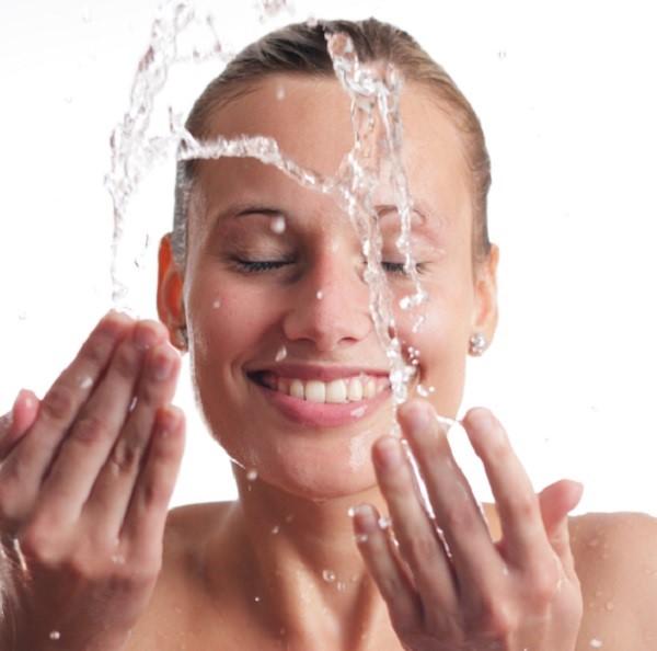 Beneficios del agua micelar