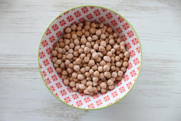 Recetas frescas de verano: 25 ideas fáciles, ligeras y rápidas para el calor - Ensalada de garbanzos