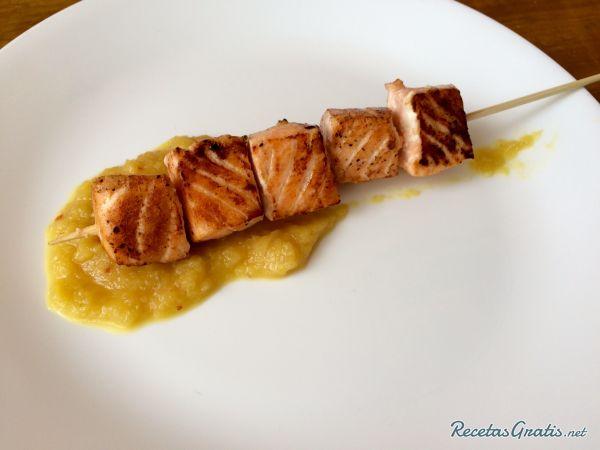 Recetas de pinchos fríos - Pinchos de salmón 