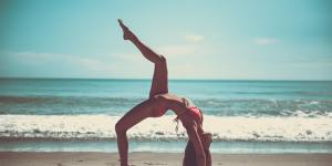 Beneficios de practicar yoga al aire libre