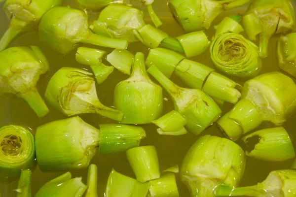 Cómo hacer una tortilla de alcachofas - Paso 3