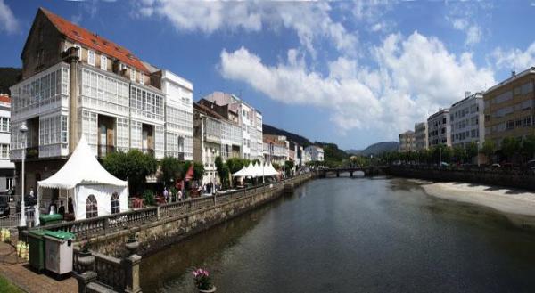 Pueblos para visitar en Galicia - con imágenes - Religión y mitología junto al mar