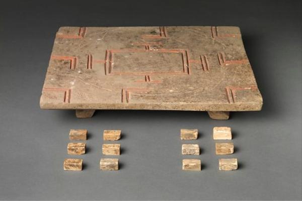 Los juegos de mesa más antiguos de la historia - Liubo