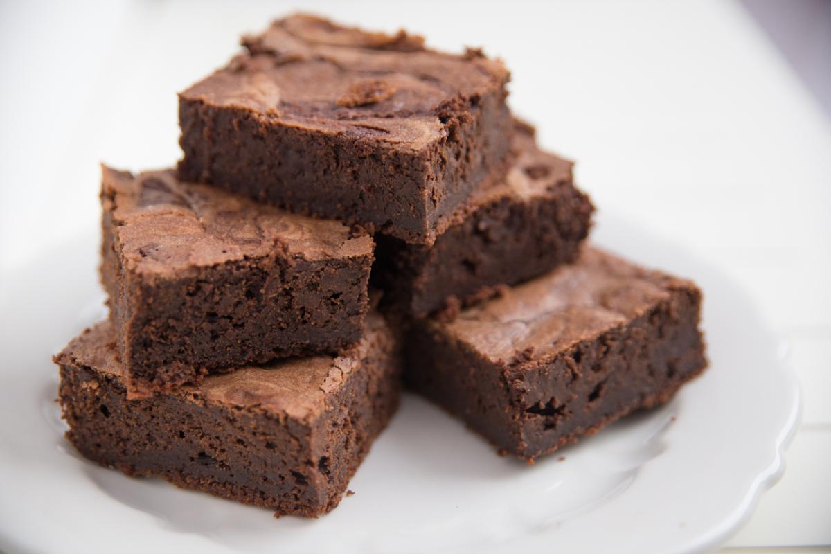 Cómo hacer brownies caseros