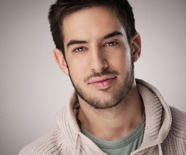 Cómo eliminar el cutis graso en hombres