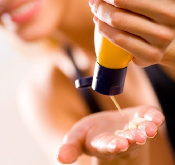 Cómo rejuvenecer las manos - Paso 3