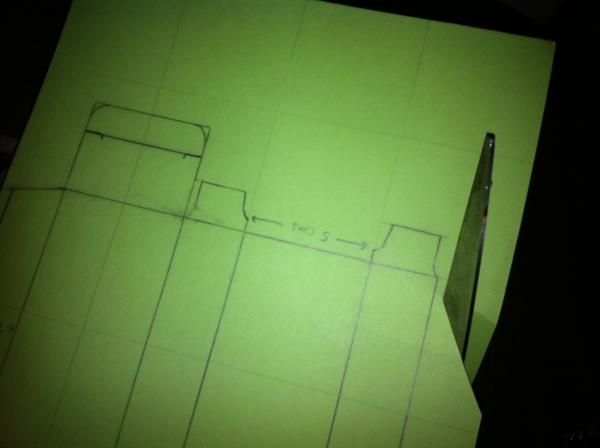Cómo hacer una caja de cartulina con plantilla - Paso 14