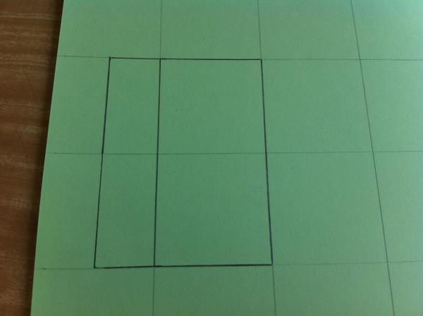 Cómo hacer una caja de cartulina con plantilla - Paso 5