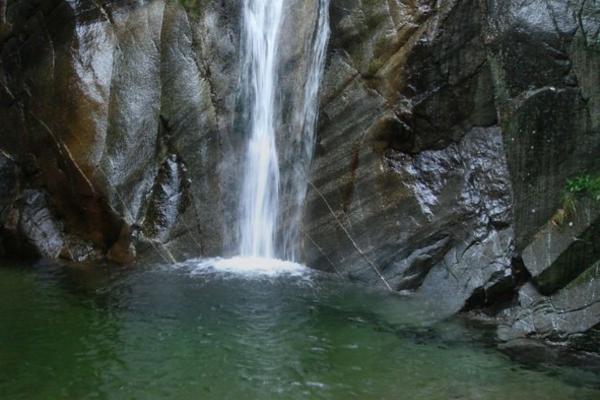 Las mejores piscinas naturales en Cataluña para refrescarse - Salt del Grill (Girona)