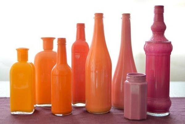 Hacer floreros con botellas pintándolas por dentro - Paso 4