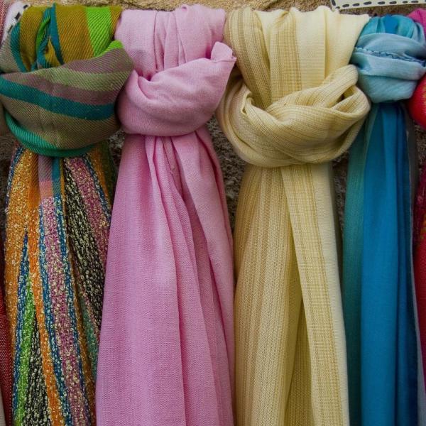 Cómo anudar un pañuelo