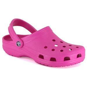 Cómo hacer que tus Crocs de goma brillen nuevamente
