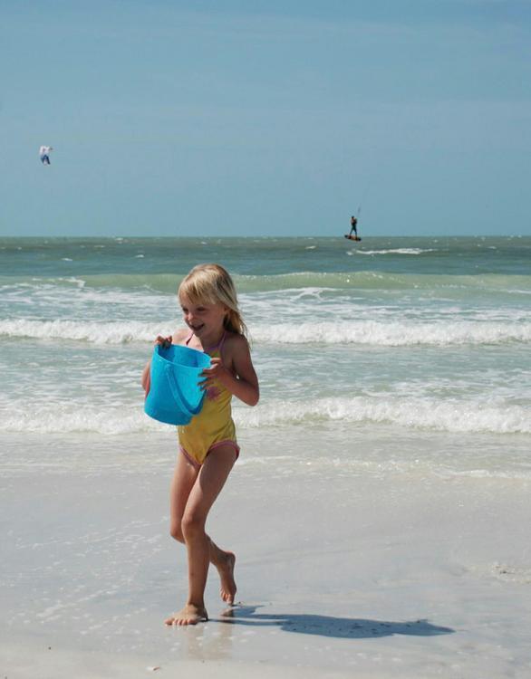 Medidas de seguridad para ir a la playa con niños