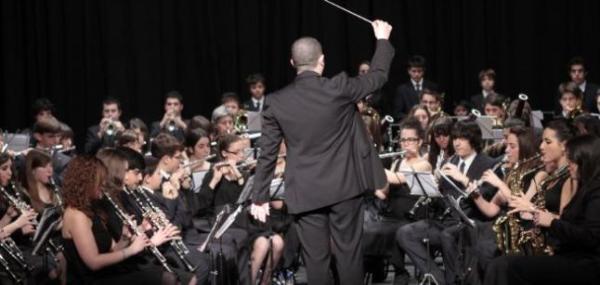 Cuál es la diferencia entre una banda y una orquesta - Paso 1