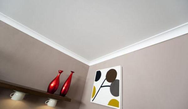 Cómo hacer molduras falsas para el techo