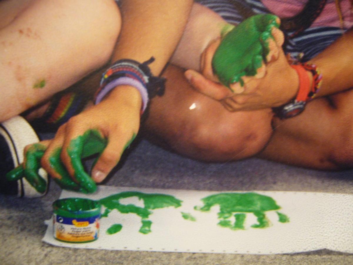 Cómo hacer pintura de dedos casera