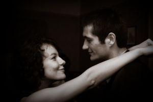 Cómo celebrar mi aniversario de bodas con poco dinero - Fin del día