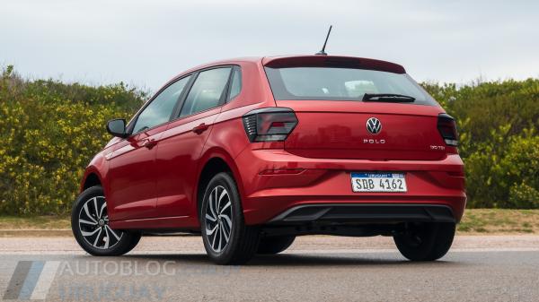 Los mejores coches pequeños automáticos: descubre cuál elegir - Volkswagen Polo automático