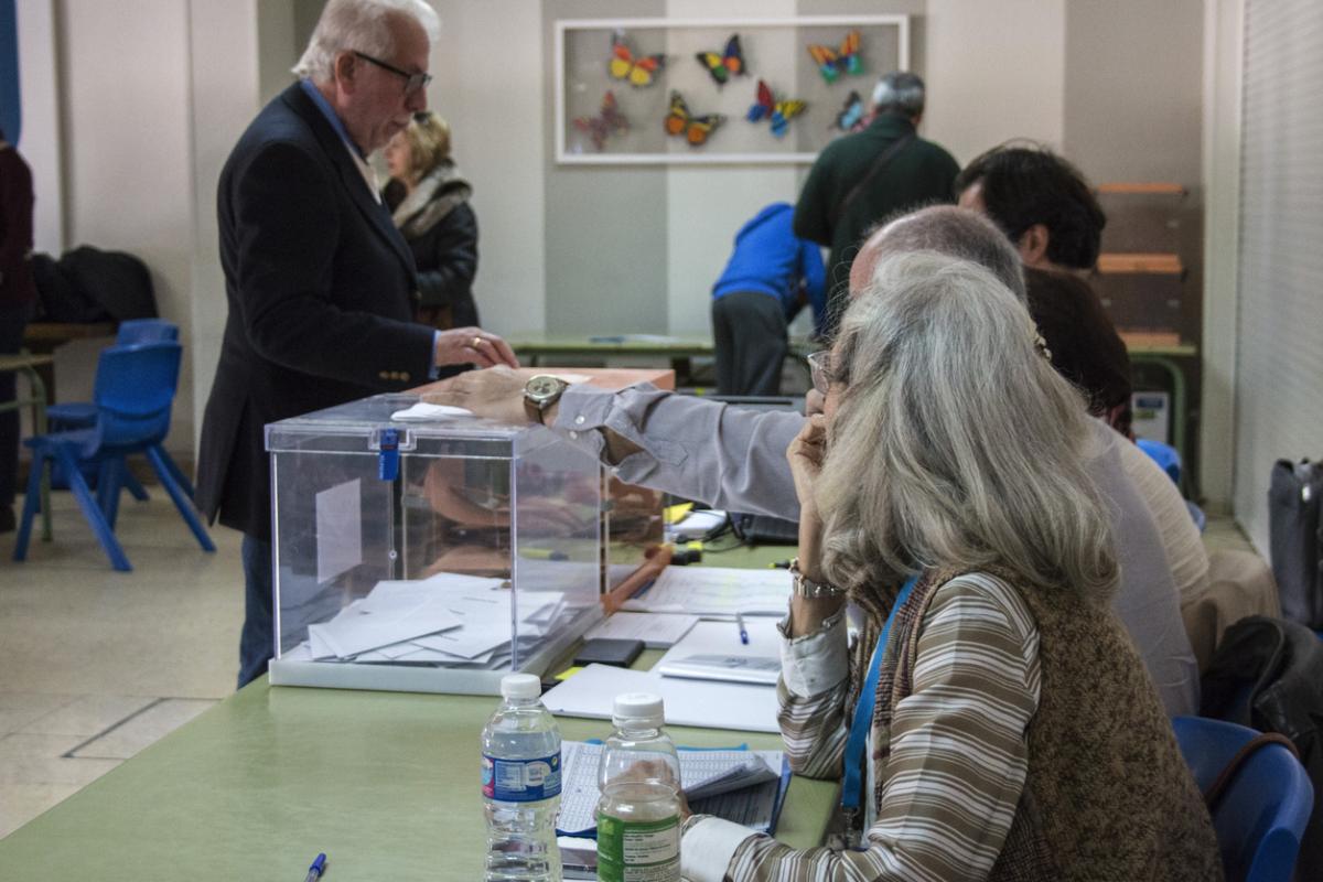 Cómo justificar la ausencia a una mesa electoral