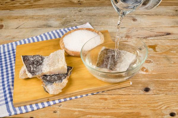 Cómo hacer esqueixada catalana de bacalao - Paso 1