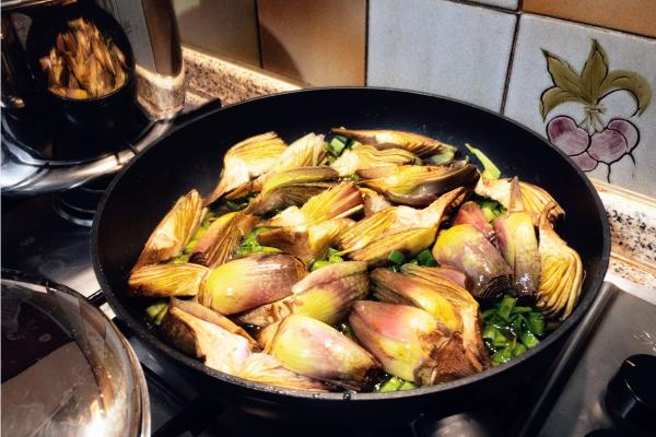 Alcachofas con jamón y huevo: receta ideal para esta temporada - Paso 4