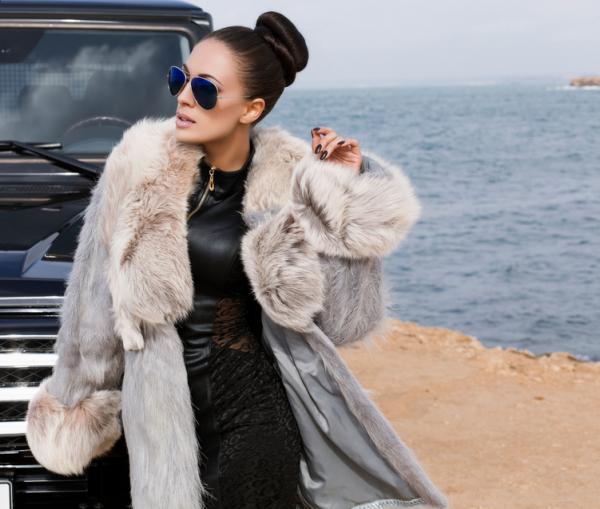 Cómo limpiar un abrigo de piel - Paso 2