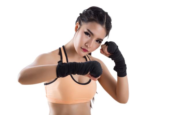 Beneficios del Muay Thai para mujeres - El Muay Thai mejora tu salud cardiovascular y pulmonar 