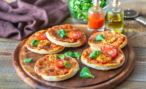 Ideas de aperitivos para Nochevieja - Mini pizzas
