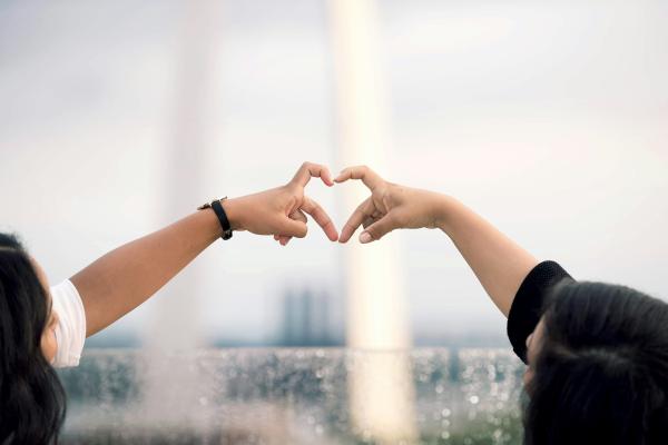 Señales de que una amistad se está convirtiendo en algo más - ¿Cómo saber si es amistad o algo más?