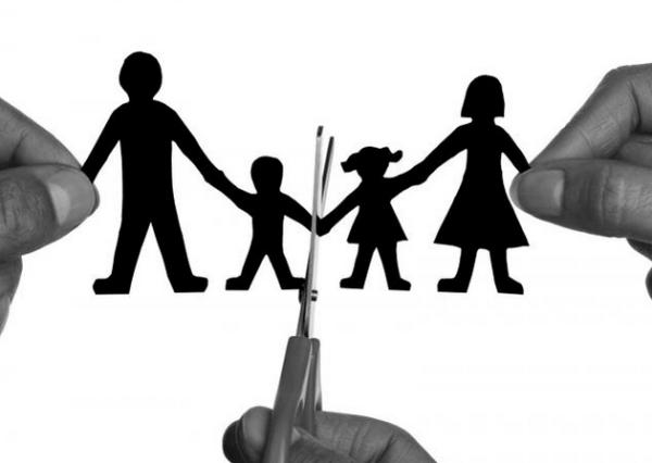 Cómo explicar el divorcio a los niños - Explicarles que no son culpables