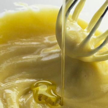 Cómo hacer salsa césar - Paso 1