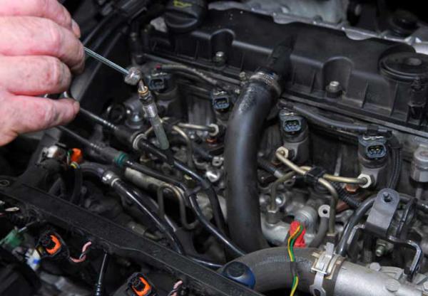 Cómo cambiar las bujías de precalentamiento